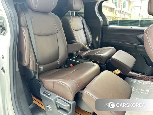 Toyota Saina id 4314773 из Китая 25