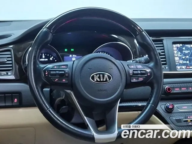 Kia The New Carnival id 2891962 из Кореи 19