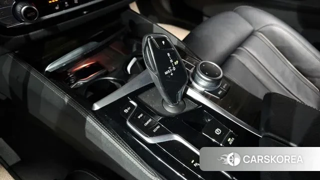 BMW 5 Series (G30) id 3665182 из Кореи 19