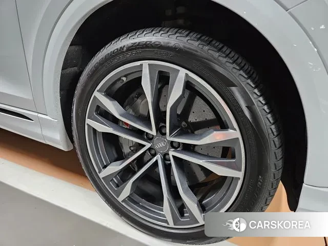 Audi SQ8 (4M) id 3650975 из Кореи 18