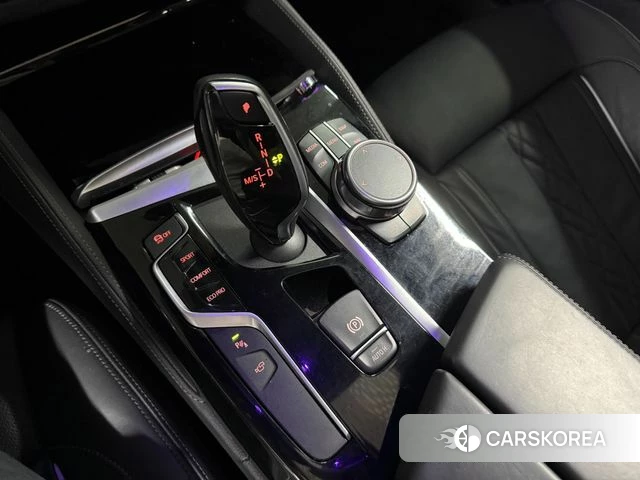 BMW 5 Series (G30) id 4482886 из Кореи 19