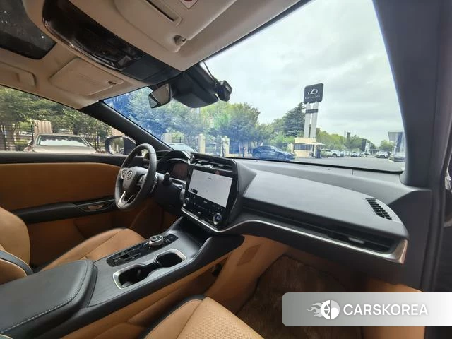 Lexus RZ id 4276740 из Китая 16