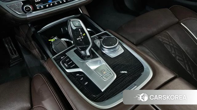 BMW 7 Series (G11) id 4595680 из Кореи 36
