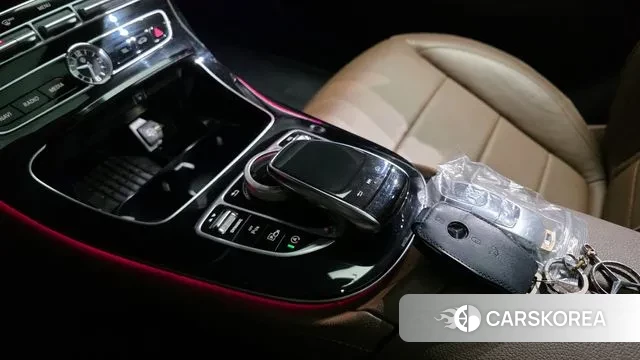 Mercedes-Benz E-Class W213 id 3192787 из Кореи 19