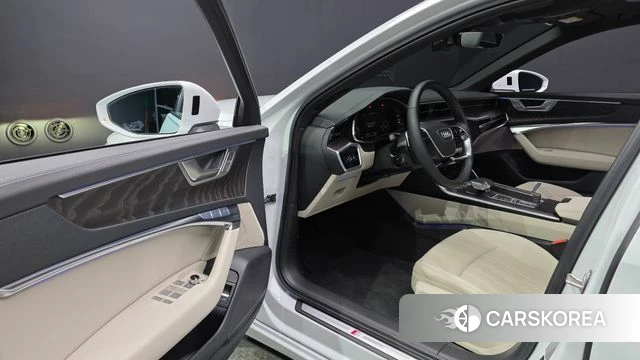 Audi A6 (C8) id 4401214 из Кореи 35