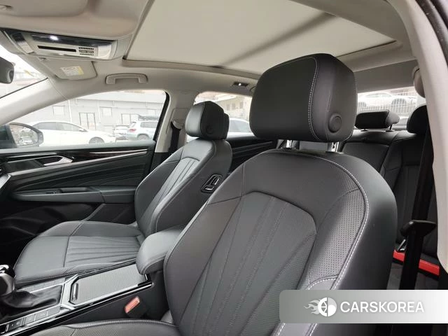 Volkswagen Passat id 4333447 из Китая 17