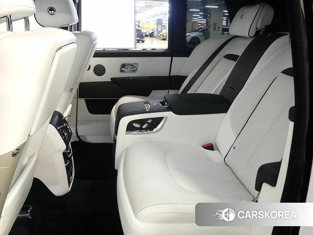 Rolls-Royce Cullinan id 4768445 из Кореи 19