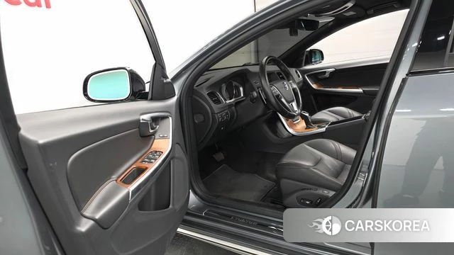 Volvo V60 Cross-Country id 4699024 из Кореи 39