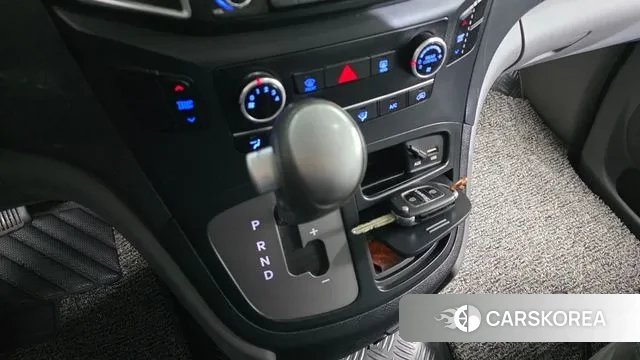 Hyundai The New Grand Starex id 3593325 из Кореи 19