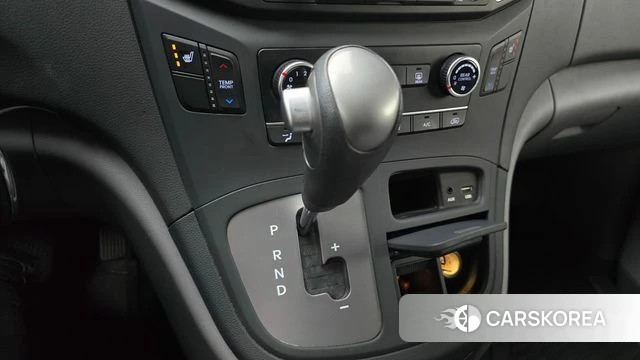 Hyundai The New Grand Starex id 3924730 из Кореи 19