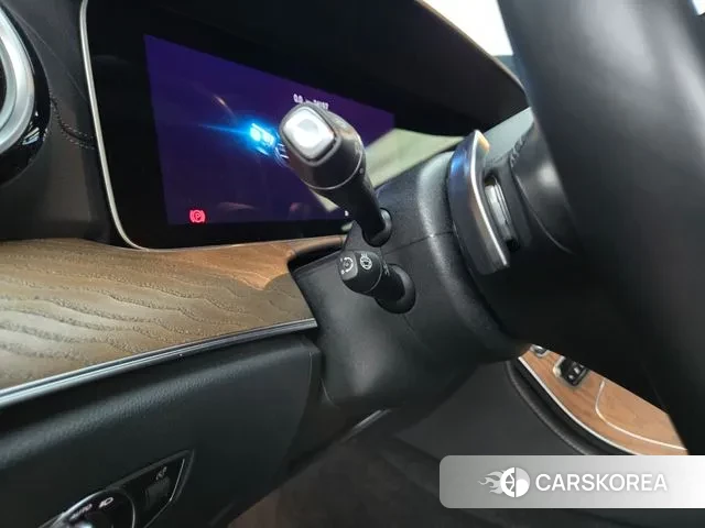 Mercedes-Benz E-Class W213 id 2969026 из Кореи 17