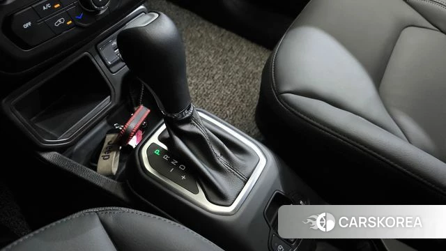 Jeep Renegade id 4549159 из Кореи 19