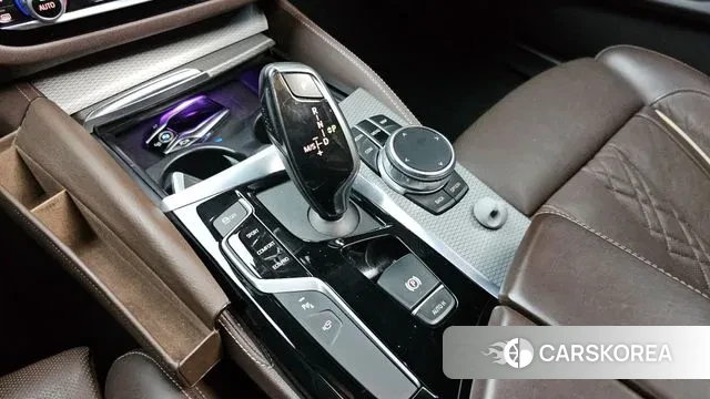 BMW 5 Series (G30) id 3583153 из Кореи 19