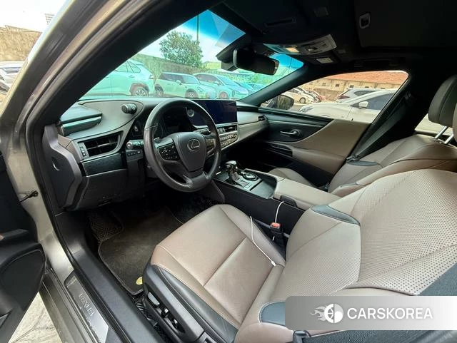 Lexus ES id 4273120 из Китая 10