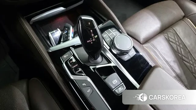 BMW 5 Series (G30) id 3013625 из Кореи 19