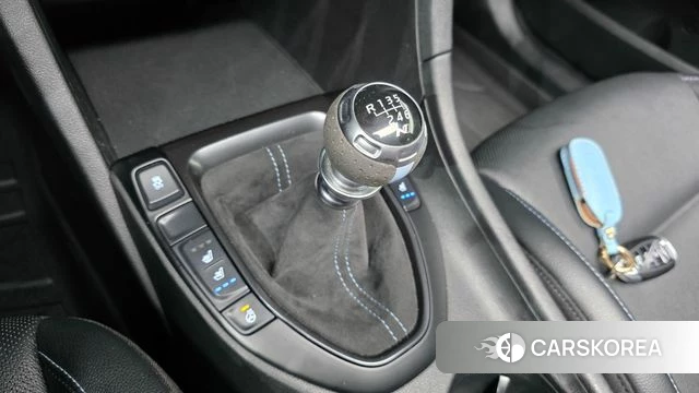 Hyundai Veloster (JS) id 4619499 из Кореи 32