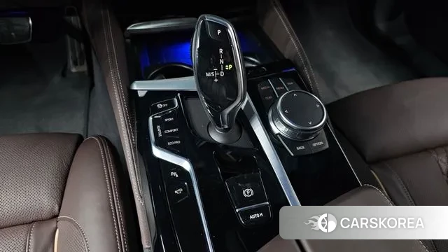 BMW 5 Series (G30) id 3126668 из Кореи 19