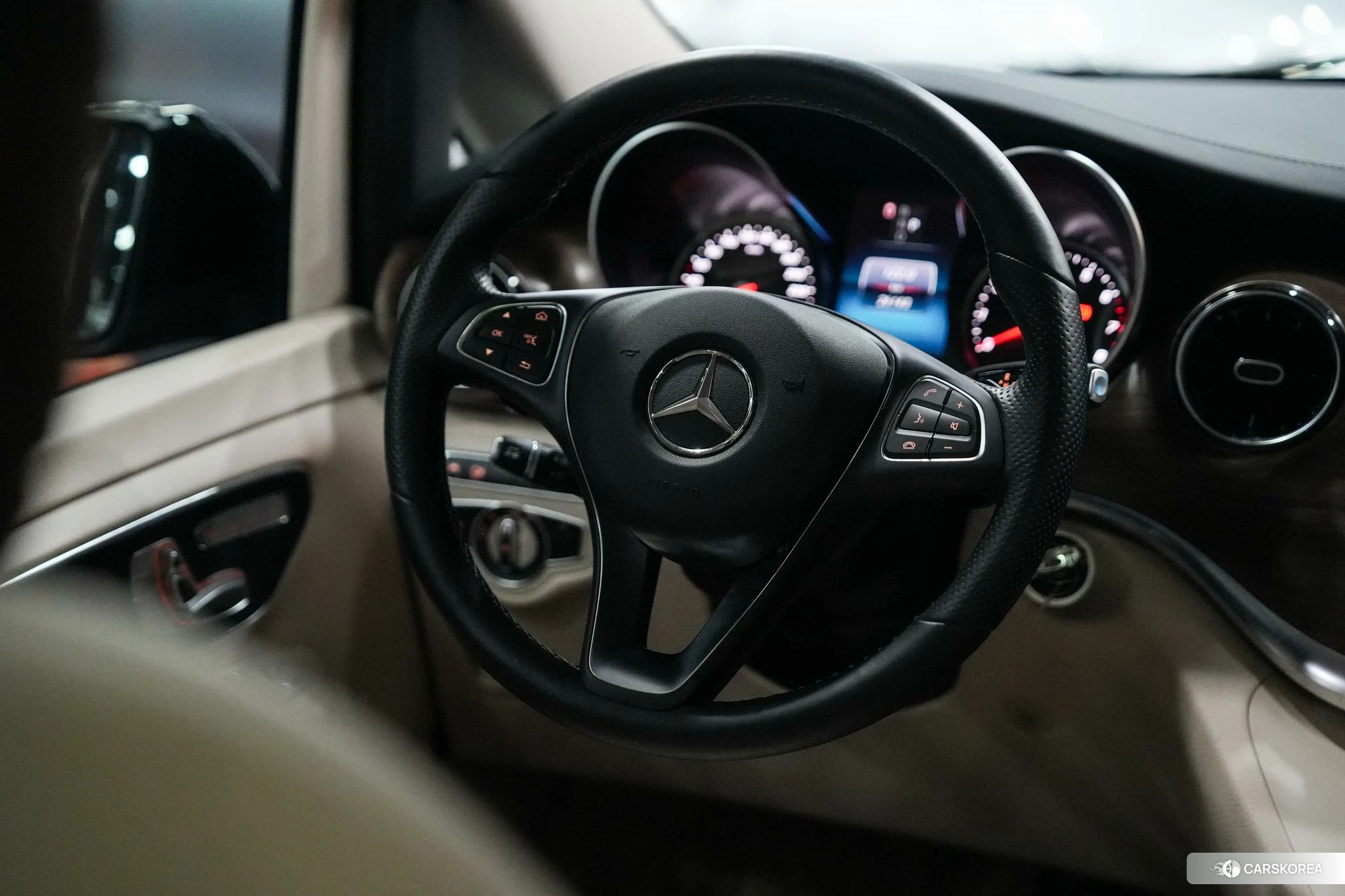 Mercedes-Benz V-class id 4487553 из Китая 29