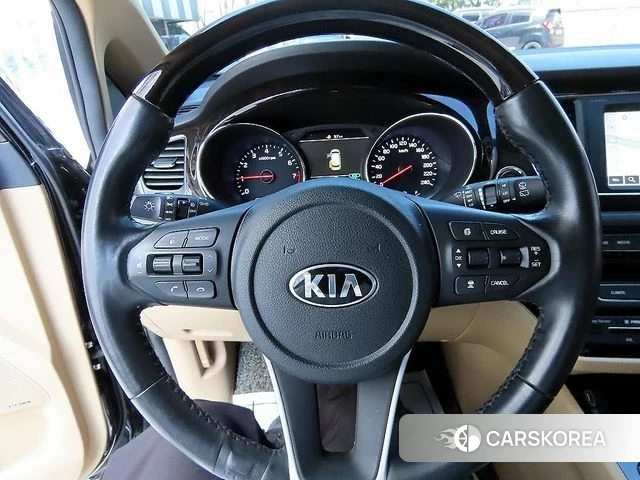 Kia The New Carnival id 4232999 из Кореи 19