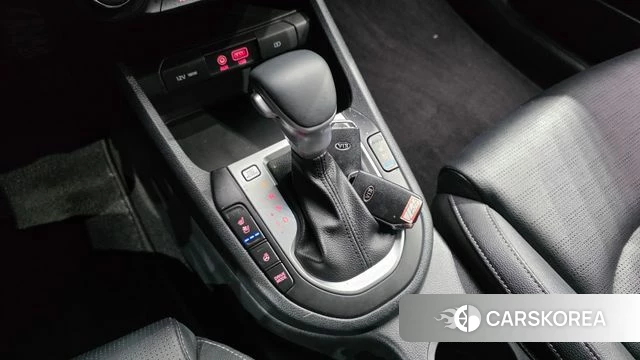 Kia Come New K3 id 4483196 из Кореи 19