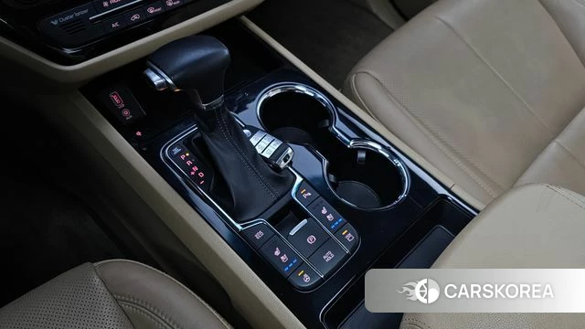 Kia The New Carnival id 4318044 из Кореи 32