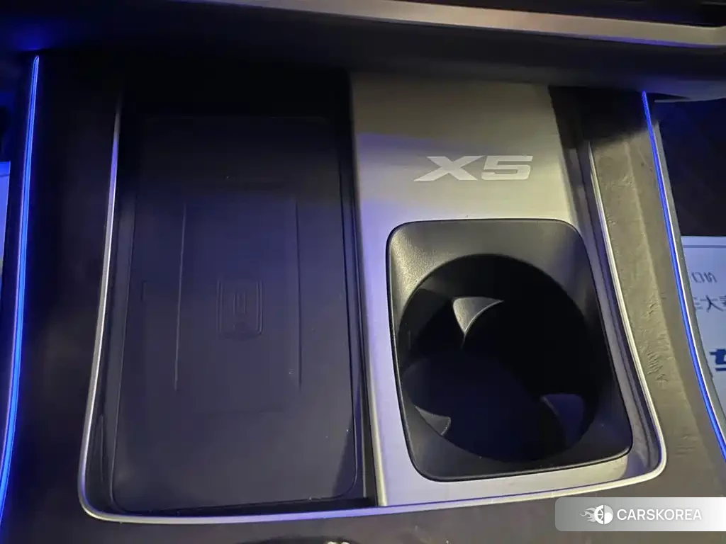 BMW X5 id 4655142 из Китая 31