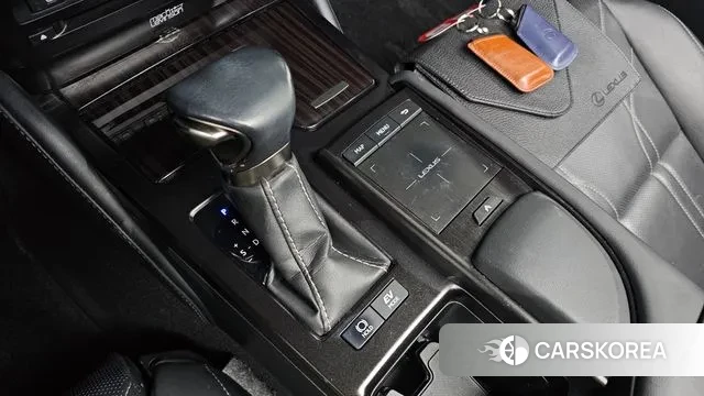 Lexus ES300h 7th generation id 3530170 из Кореи 19