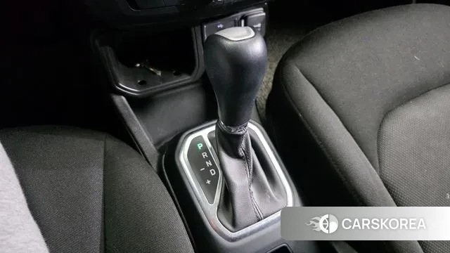 Jeep Renegade id 3753005 из Кореи 19