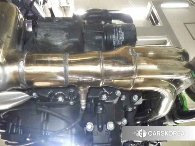 Kawasaki Z900RS CAFE id 4341528 из Японии 9