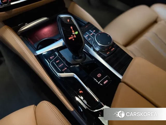 BMW 5 Series (G30) id 3591203 из Кореи 19