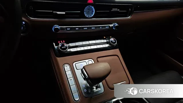 Genesis G90 id 3561603 из Кореи 19