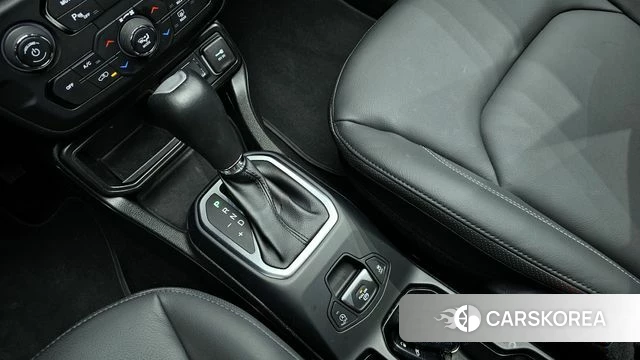 Jeep Renegade id 4280626 из Кореи 19