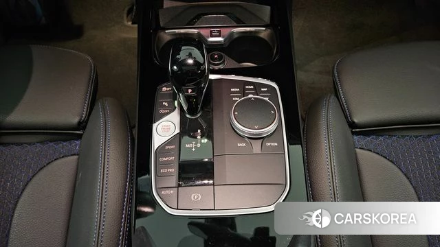 BMW 1 Series (F40) id 3940659 из Кореи 19