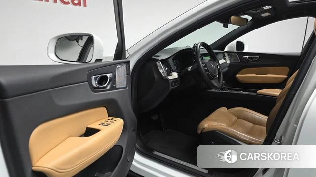 Volvo XC60 second Generation id 4448335 из Кореи 33