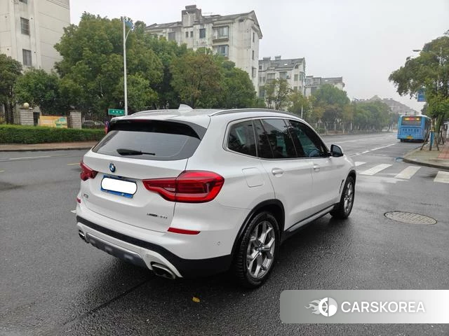 BMW X3 id 4242166 из Китая 9