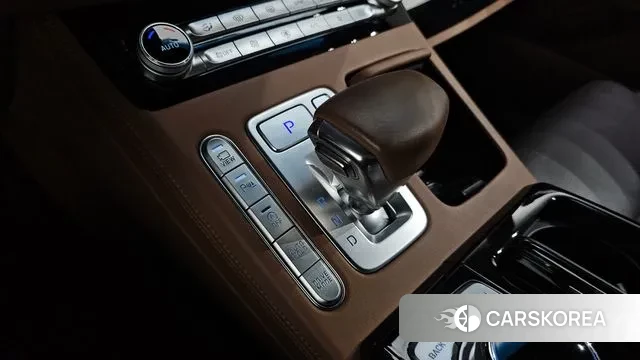 Genesis G90 id 3698085 из Кореи 19