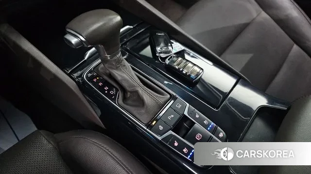 Kia Come New K7 id 3284758 из Кореи 19