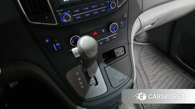 Hyundai The New Grand Starex id 4698149 из Кореи 29