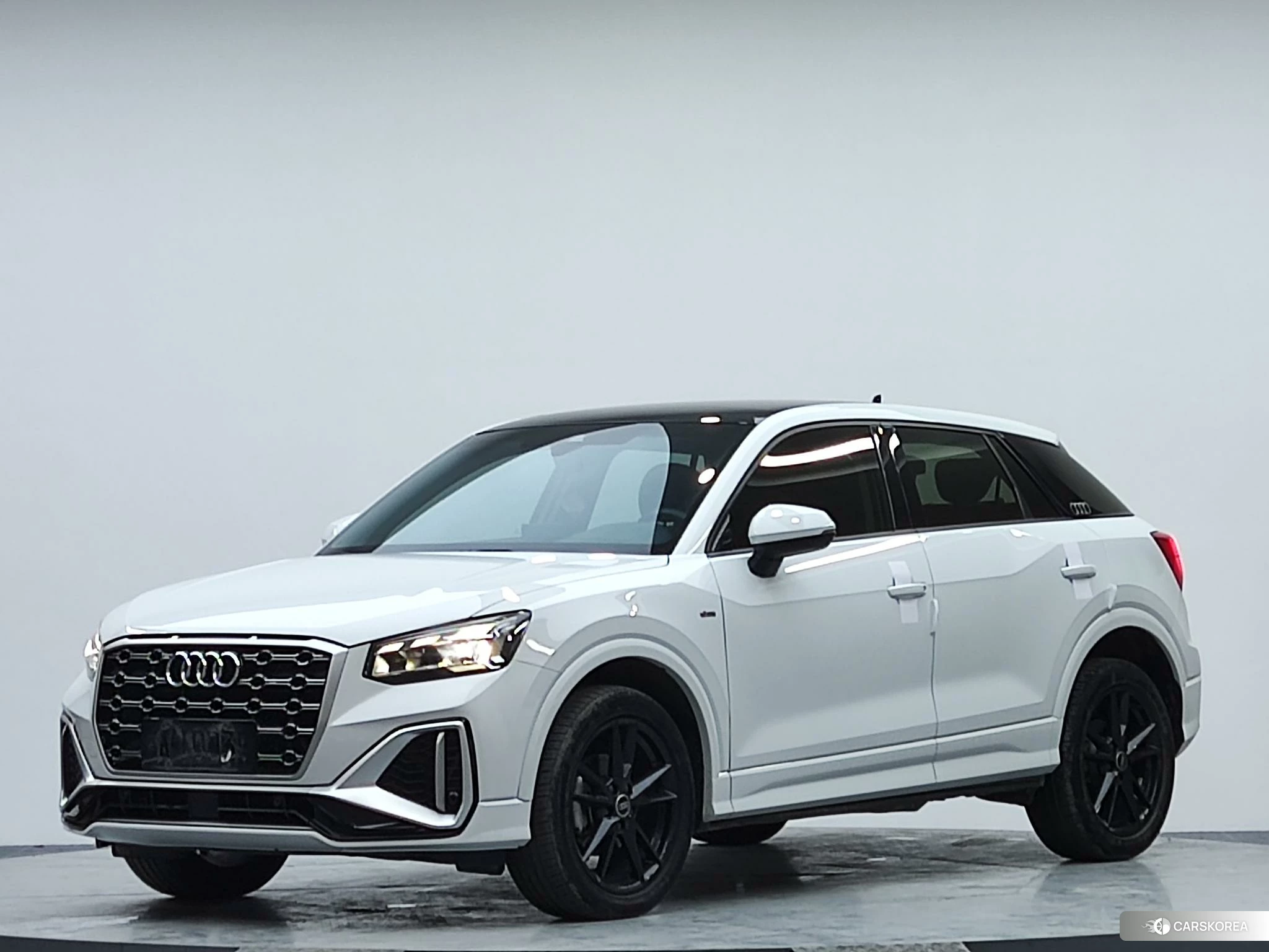 Audi Q2L id 4473290 из Китая 16