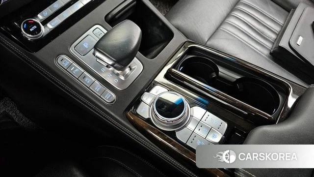 Genesis G90 id 3905473 из Кореи 19