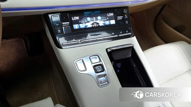 Hyundai The New Grandeur IG id 3842734 из Кореи 19