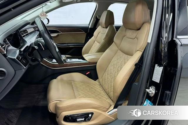Audi A8 id 4263910 из Китая 16