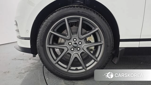 Land Rover Range Rover Velar id 3952478 из Кореи 19