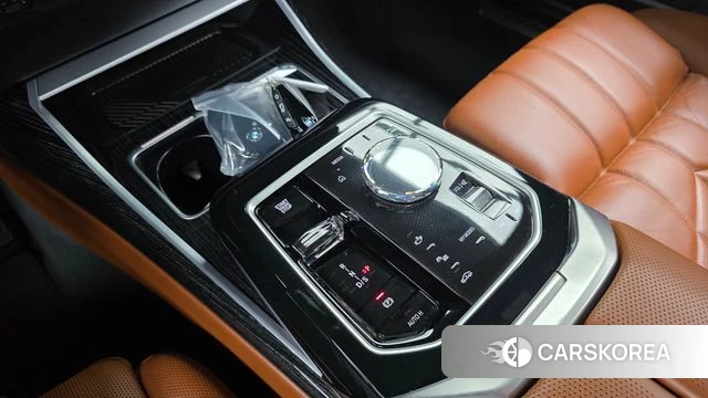 BMW 7 Series (G70) id 4222561 из Кореи 30