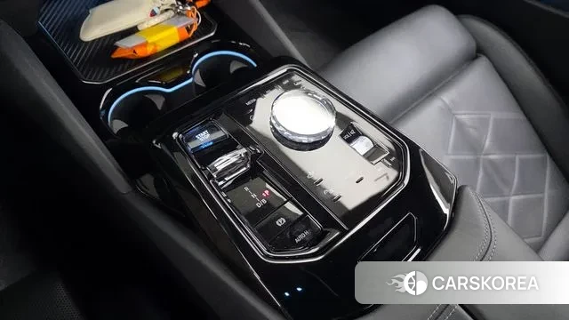 BMW i5 (G60) id 3393925 из Кореи 19