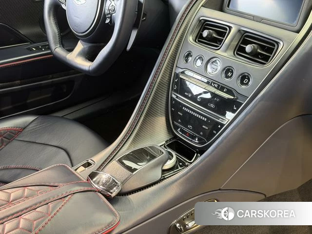 Aston Martin DBS id 4211822 из Китая 11