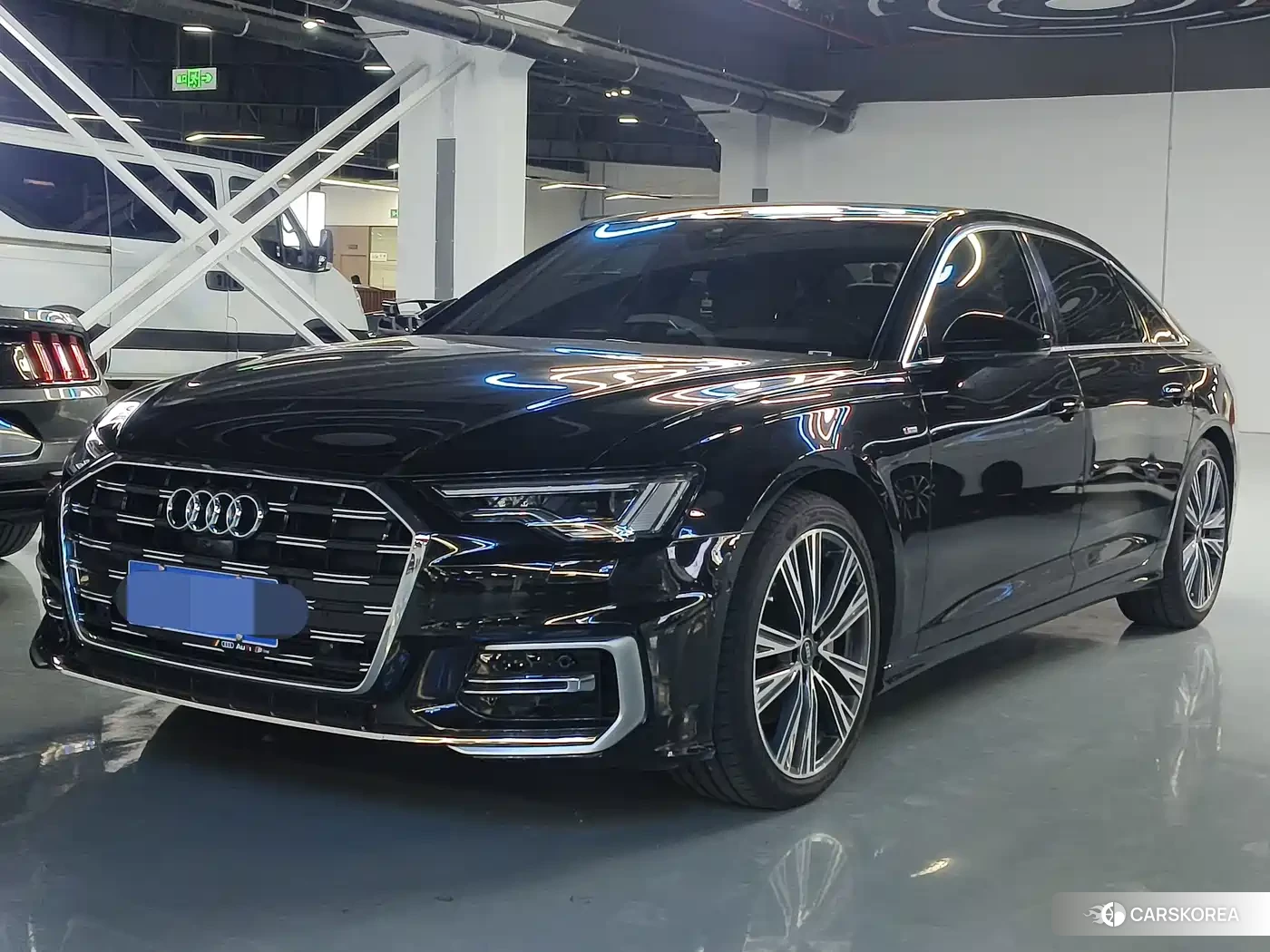 Audi A6L id 4669389 из Китая 16