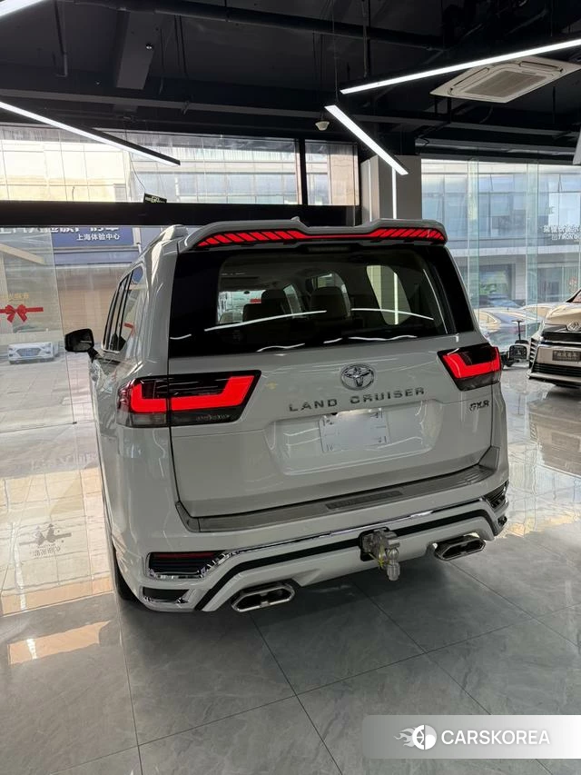 Toyota Land Cruiser (imported) id 4301050 из Китая 18