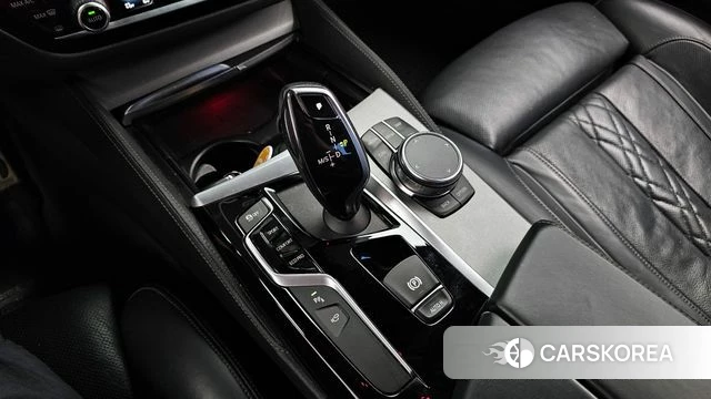 BMW 5 Series (G30) id 4403248 из Кореи 19