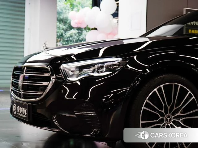 Mercedes-Benz E-class id 4374622 из Китая 17